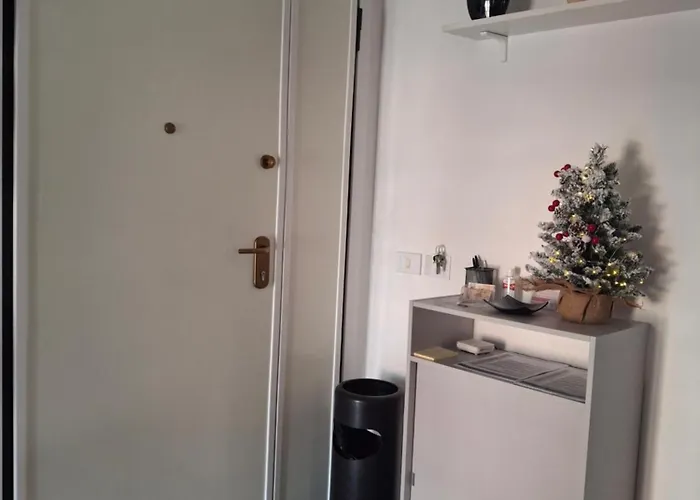 La Casa Di Nina Metro A E Aeroporto Appartement *